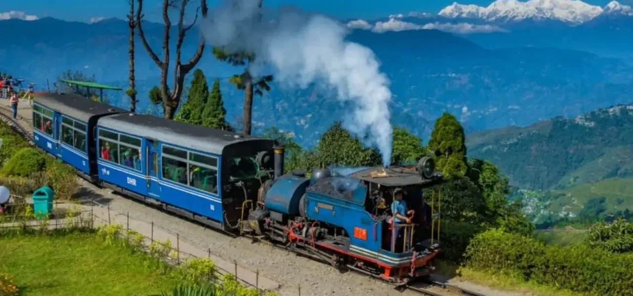 Best Budget Darjeeling Trip That You Can Get is with Tripbound!